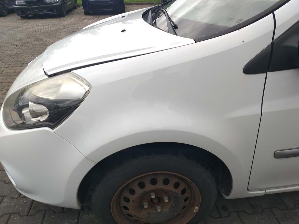 Renault Clio 3 original Kotflügel vorn links OV369 Weiß Bj.2009